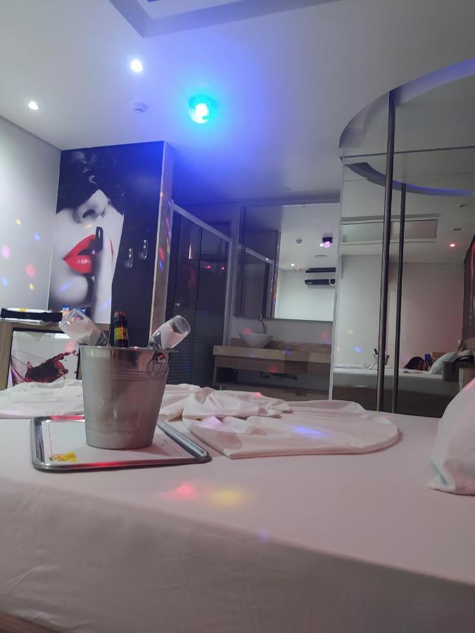 Motel La Folia Ribeirão Preto Kültér fotó