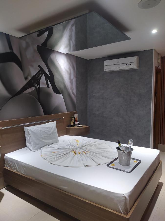 Motel La Folia Ribeirão Preto Kültér fotó
