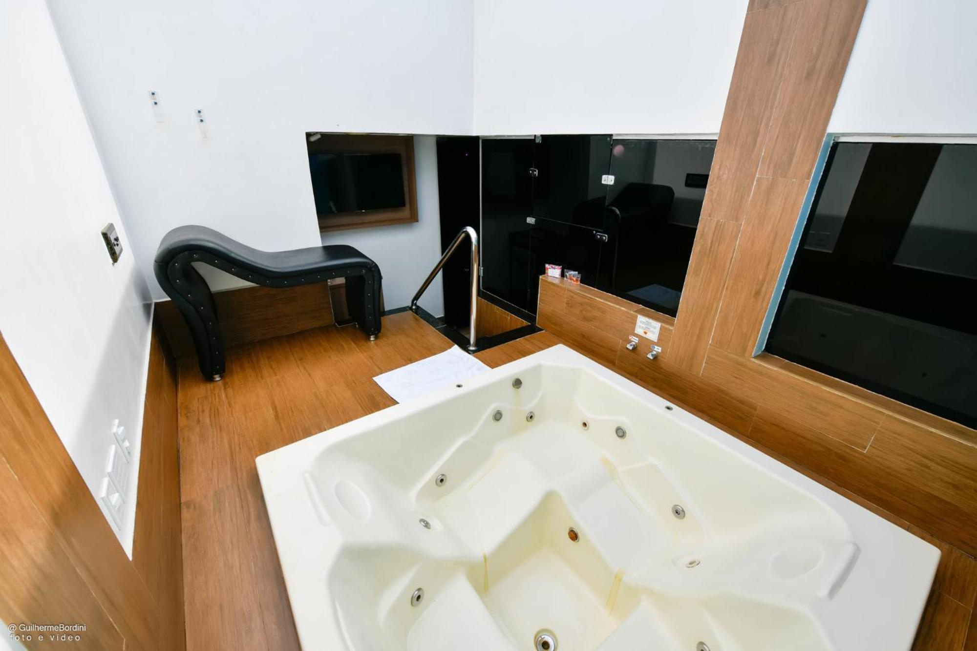 Motel La Folia Ribeirão Preto Kültér fotó