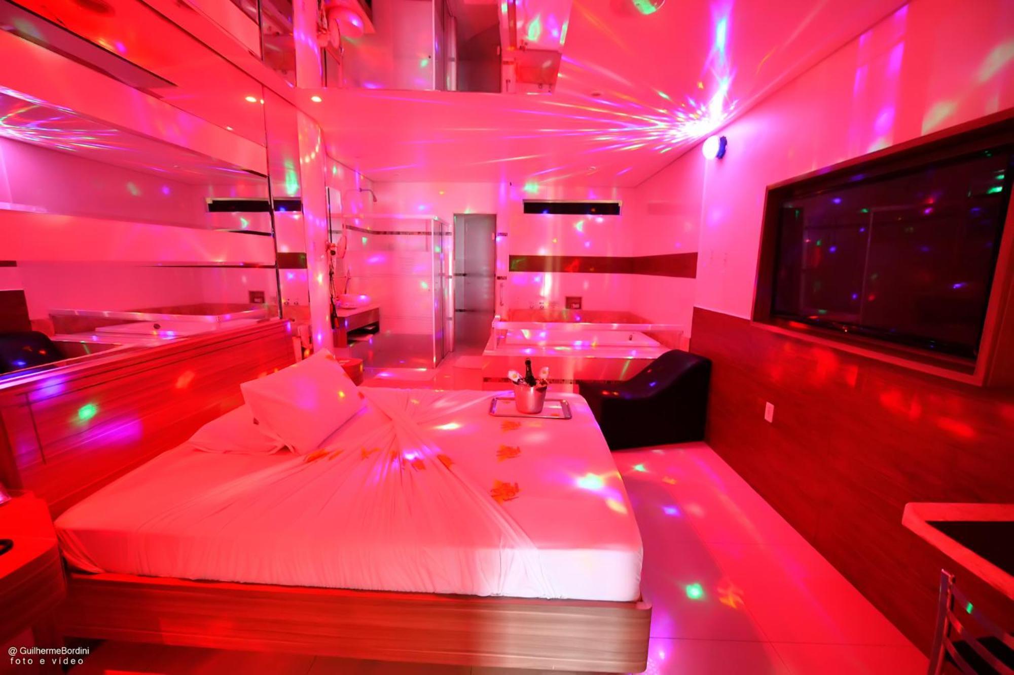 Motel La Folia Ribeirão Preto Kültér fotó