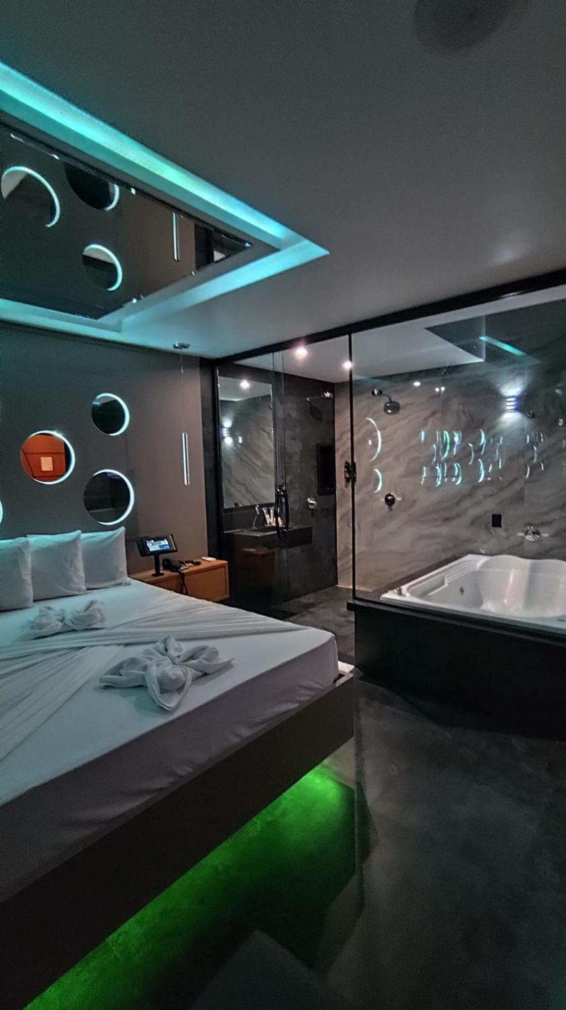 Motel La Folia Ribeirão Preto Szoba fotó
