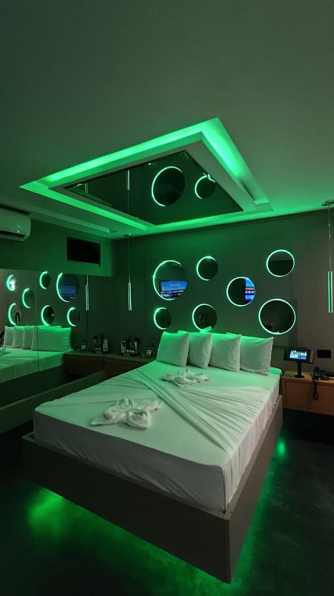 Motel La Folia Ribeirão Preto Szoba fotó